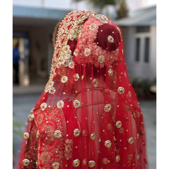 Wedding Lehenga Choli - Picture 3 of 4